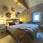 Mas En Pierres Avec Piscine Privée Proche D'uzés Сasa de vacaciones Saint-Maurice-de-Cazevieille