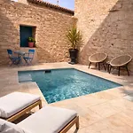 Holiday home Mas Xviii En Pierres Avec Piscine Privee Proche D'uzes *