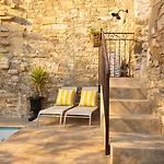 Mas En Pierres Avec Piscine Privée Proche D'uzés *