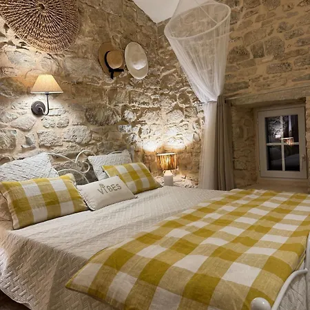 Feriehus Mas Xviii En Pierres Avec Piscine Privee Proche D'uzes *