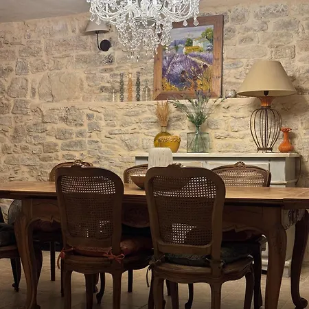 Mas Xviii En Pierres Avec Piscine Privee Proche D'uzes