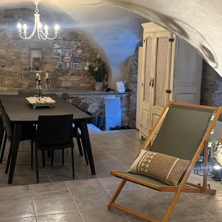 Prázdninový dům Mas Xviii En Pierres Avec Piscine Privee Proche D'uzes *