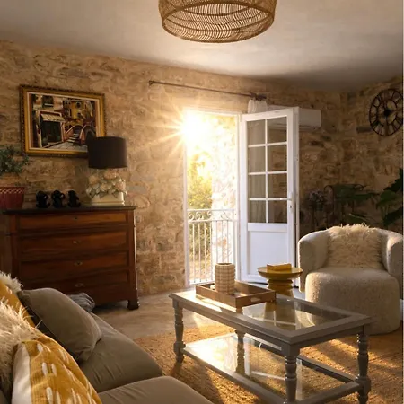 Holiday home Mas Xviii En Pierres Avec Piscine Privee Proche D'uzes