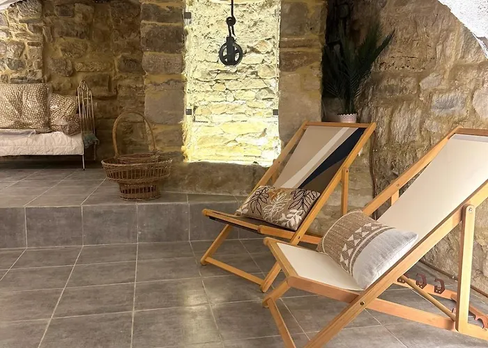 Nyaraló Mas XVIII En Pierres Avec Piscine Privee Proche D'Uzes